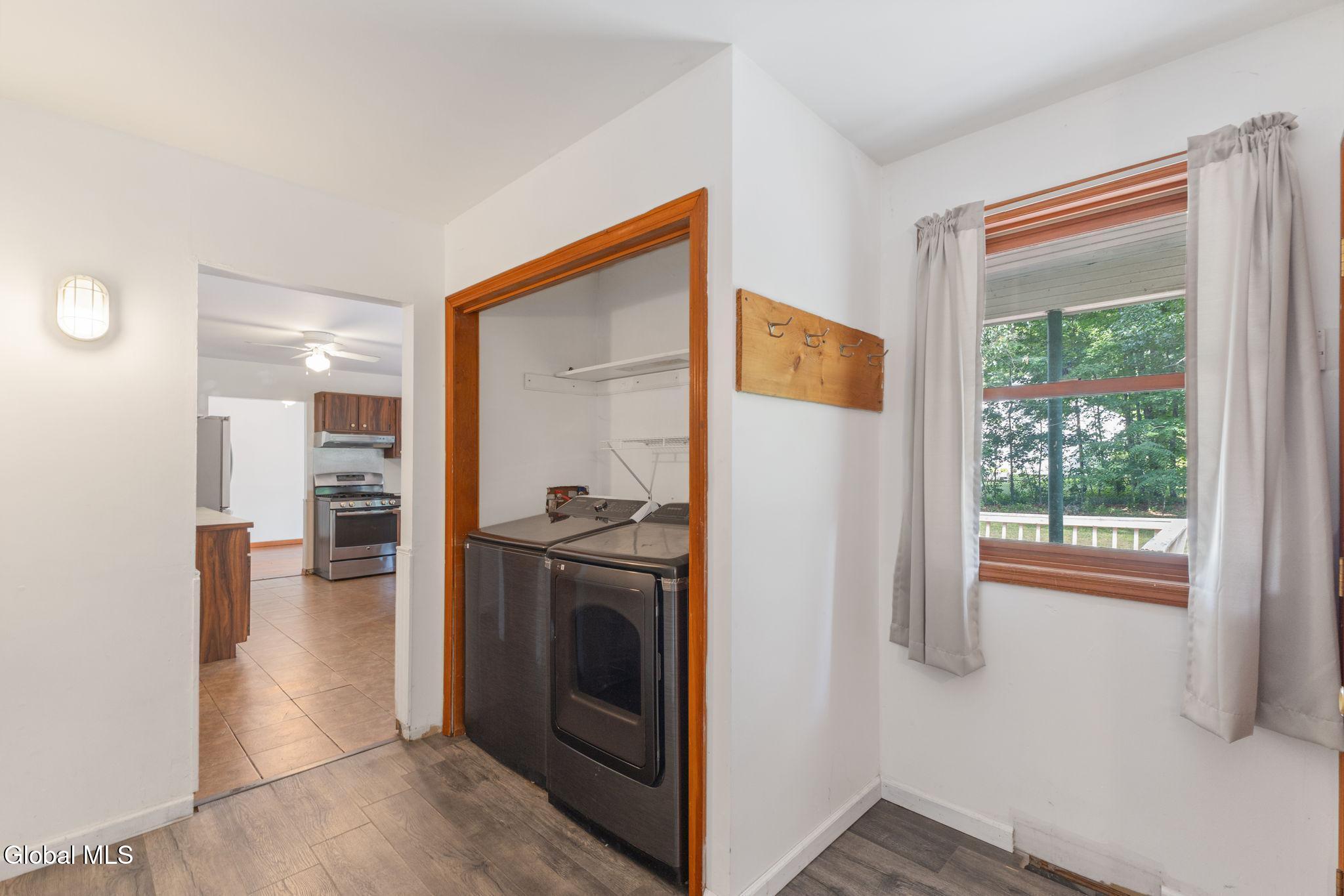 163 Aviation Road Queensbury, NY 12804 - Photo 13 of 49 img157