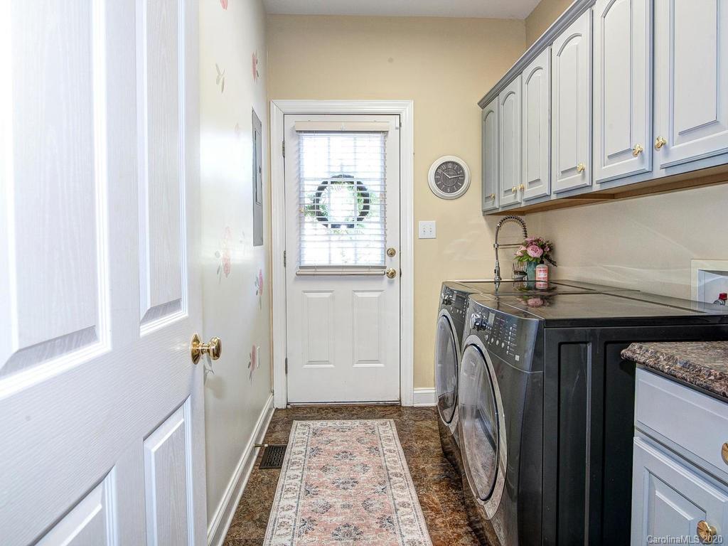 9911 Paradise Ridge Road Charlotte, NC 28277 - Photo 14 of 34 Gallery Image 14