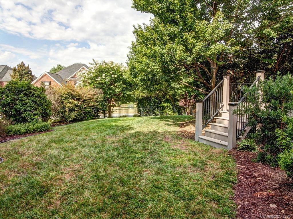 9911 Paradise Ridge Road Charlotte, NC 28277 - Photo 33 of 34 Gallery Image 33
