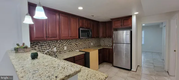 $1,600 | 17680 Avenel Lane, Dumfries, VA 22026