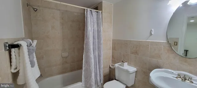 $1,600 | 17680 Avenel Lane, Dumfries, VA 22026