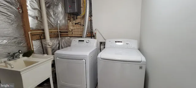 $1,600 | 17680 Avenel Lane, Dumfries, VA 22026