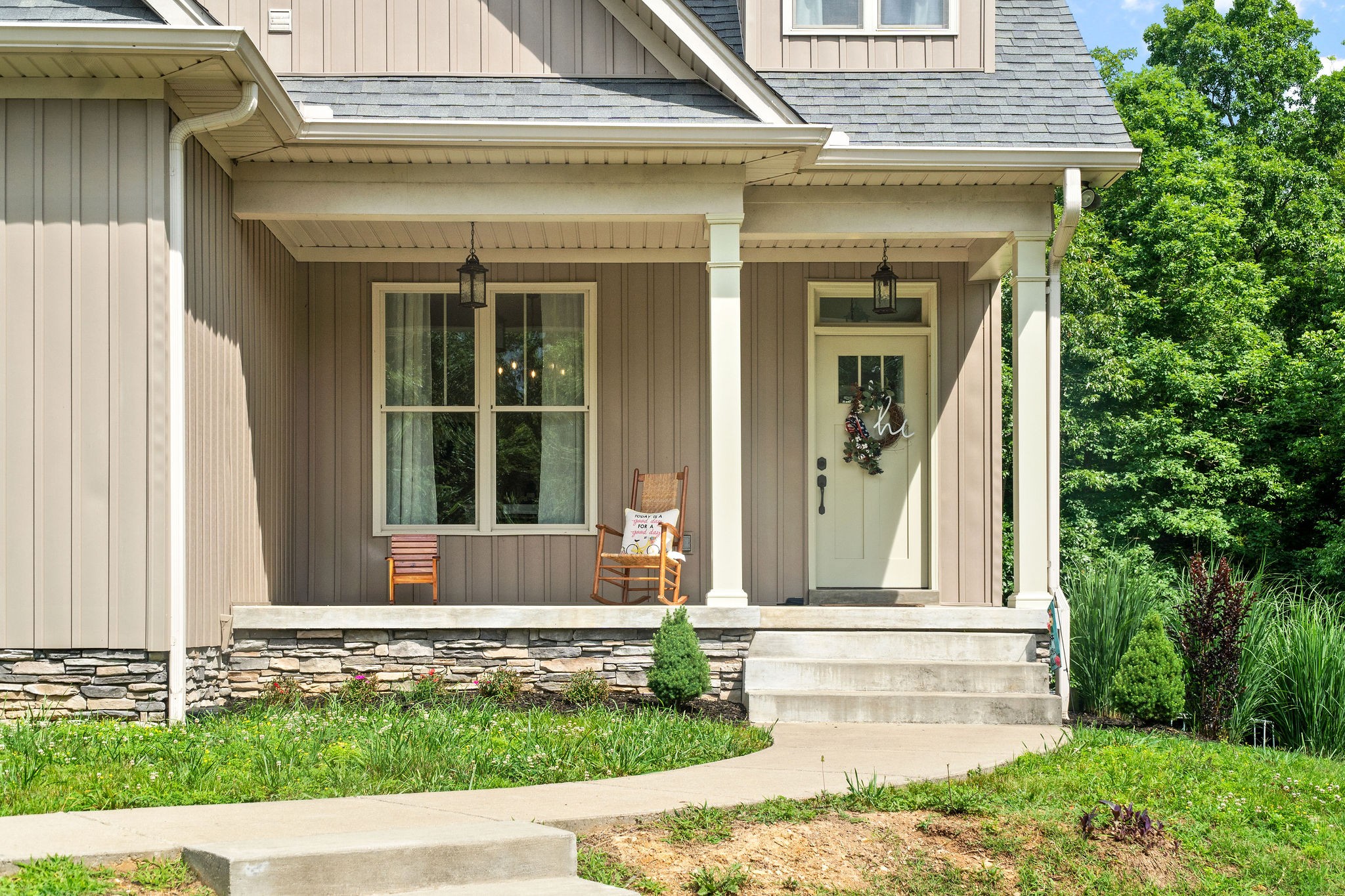 1855 Tottys Bend Road Duck River, TN 38454 - Photo 4 of 46 a front view of a house with a yard