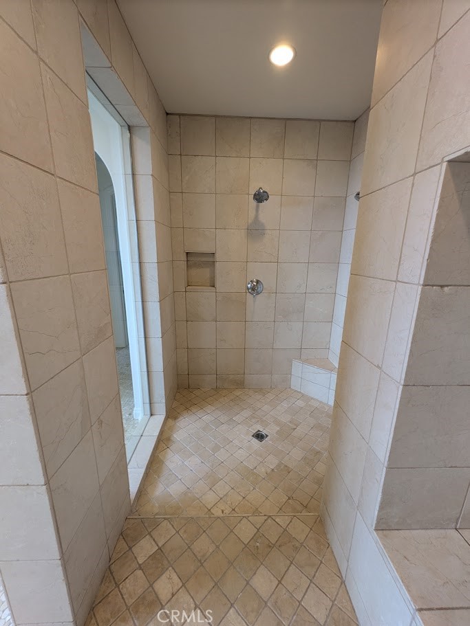 17 Elissa Lane Ladera Ranch, CA 92694 - Photo 23 of 41 Master Shower