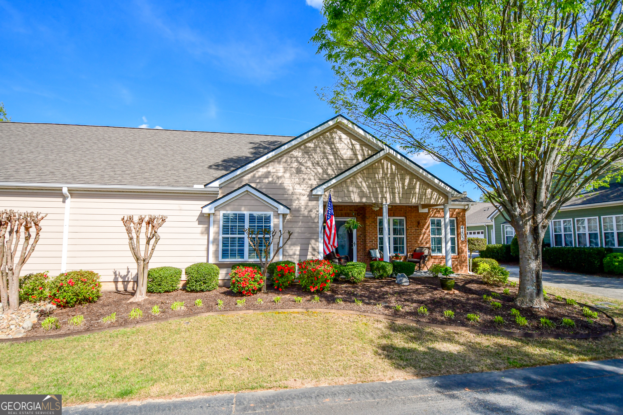 4203 Paddock Lane Newnan, GA 30263 - Photo 3 of 53