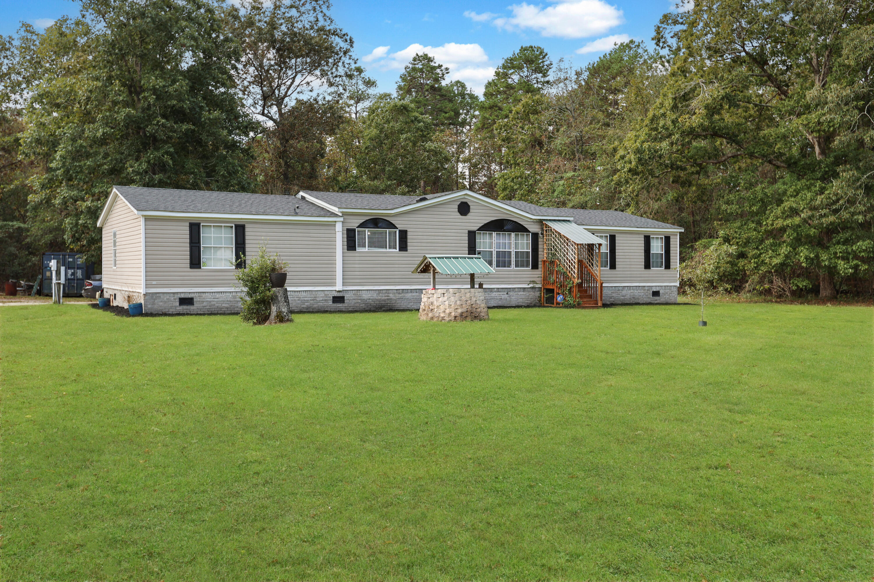 185 Moncks Corner Road Eutawville, SC 29048 - Photo 2 of 50 IMG_8262