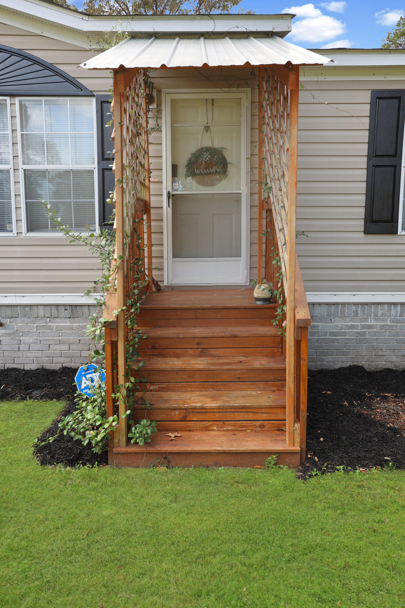 185 Moncks Corner Road Eutawville, SC 29048 - Photo 5 of 50 IMG_8277