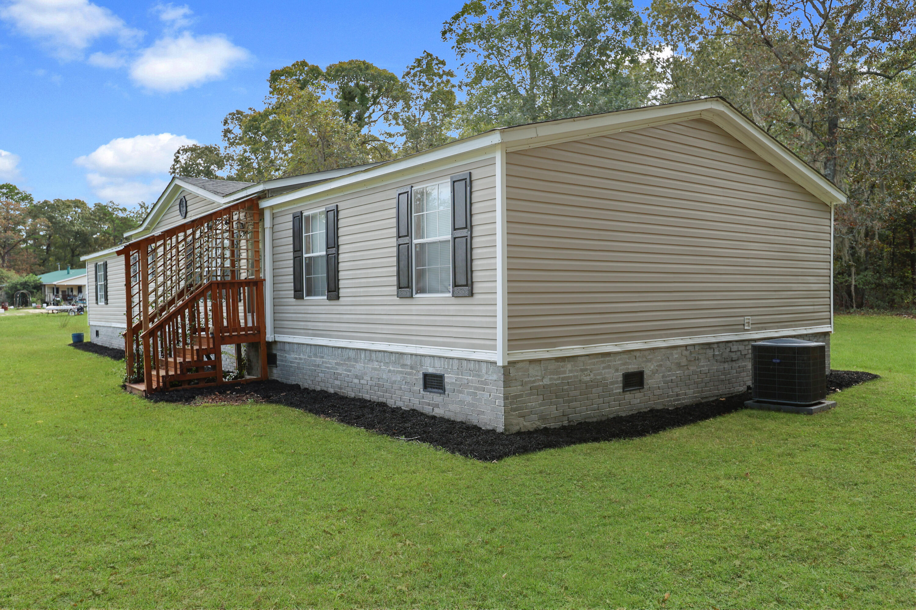 185 Moncks Corner Road Eutawville, SC 29048 - Photo 6 of 50 IMG_8280