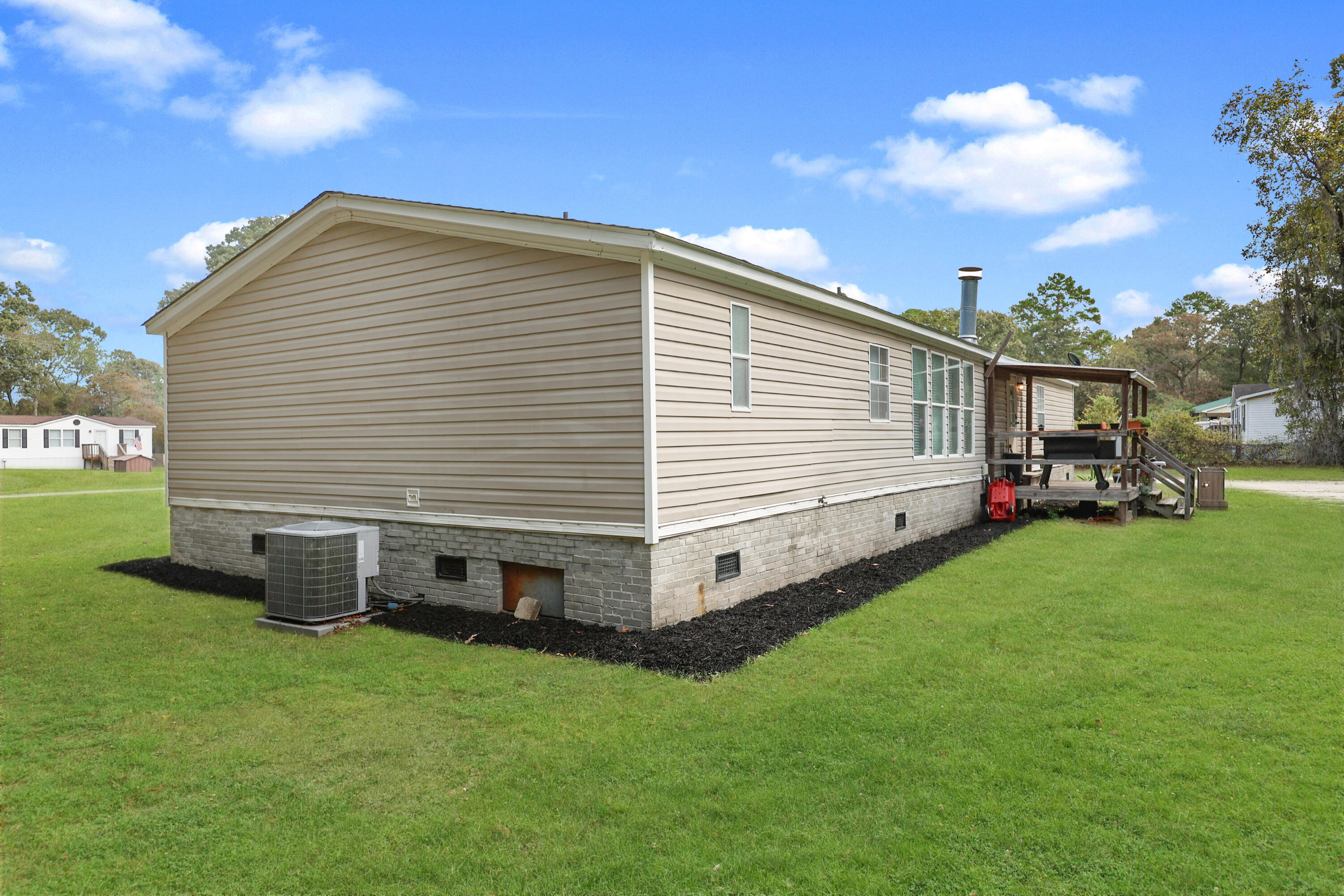 185 Moncks Corner Road Eutawville, SC 29048 - Photo 7 of 50 IMG_8283