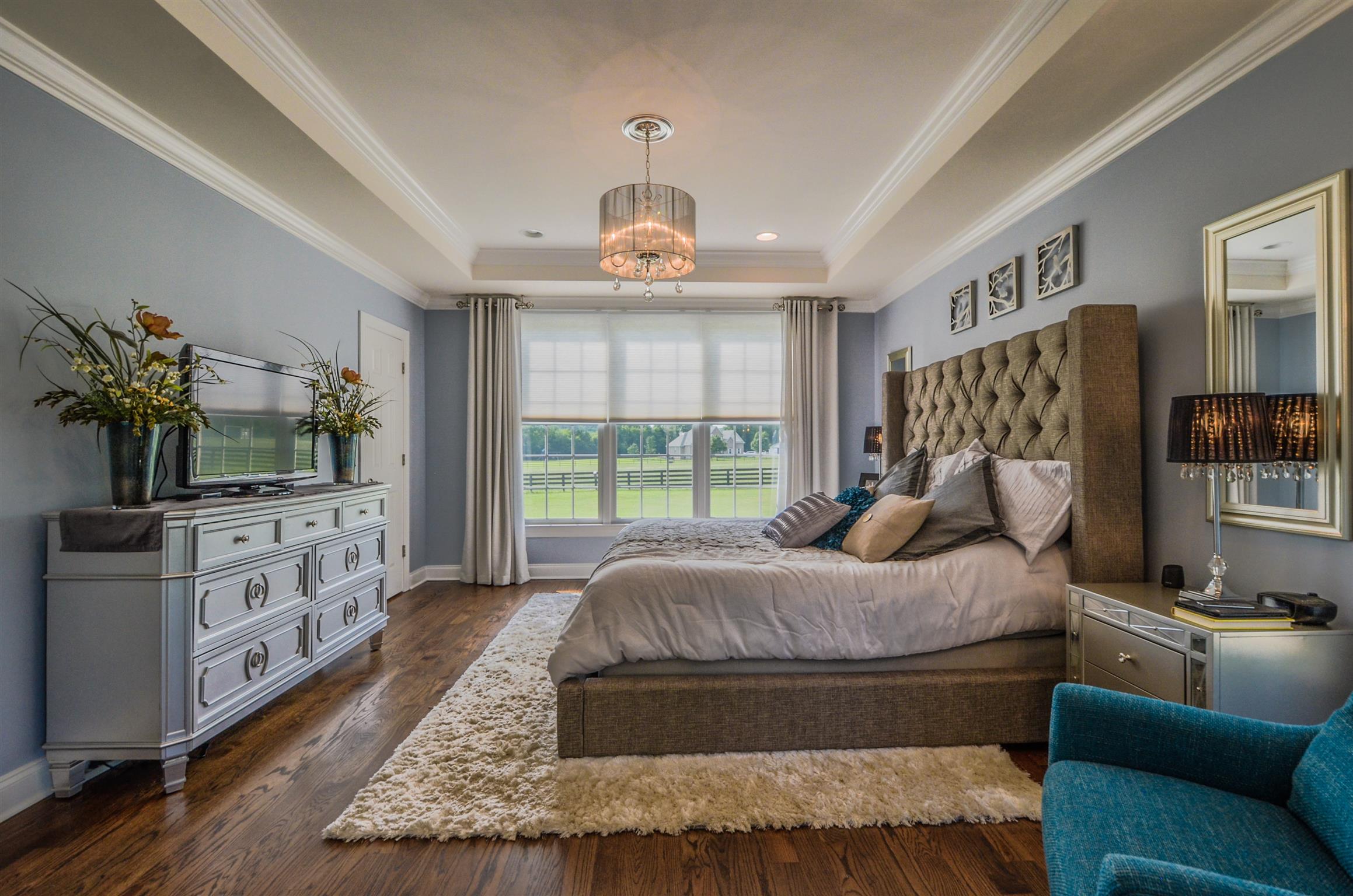 4097 Trinity Road Franklin, TN 37067 - Photo 21 of 30 a living room with furniture and a flat screen tv