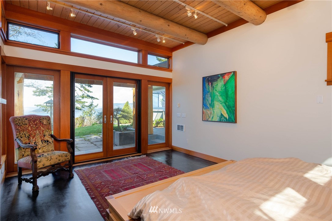 3803 Biz Point Road Anacortes, WA 98221 - Photo 11 of 35 Gallery Image 11