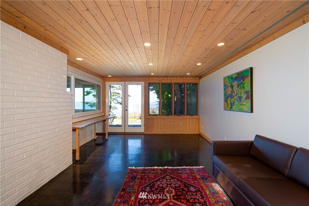 3803 Biz Point Road Anacortes, WA 98221 - Photo 20 of 35 Gallery Image 20