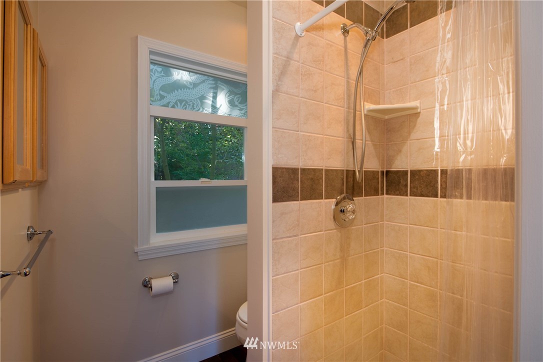 3803 Biz Point Road Anacortes, WA 98221 - Photo 30 of 35 Gallery Image 30