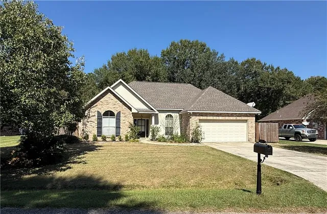 $2,150 | Undisclosed Address, Madisonville, LA 70447