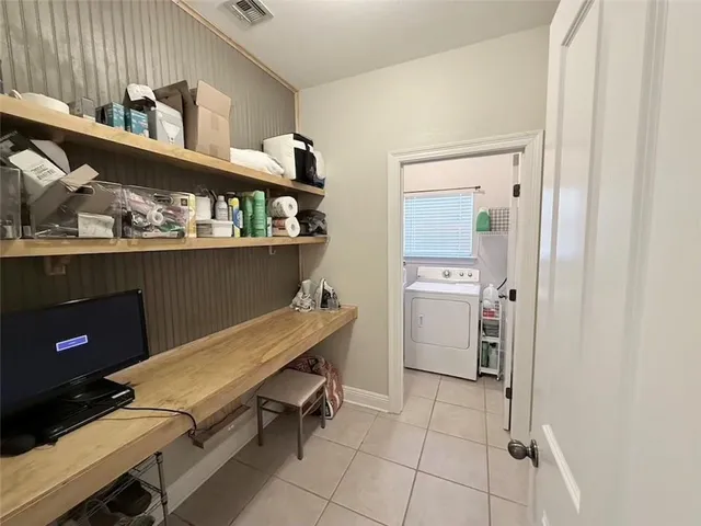 $2,150 | Undisclosed Address, Madisonville, LA 70447