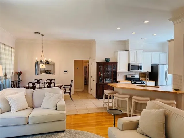 $2,150 | Undisclosed Address, Madisonville, LA 70447