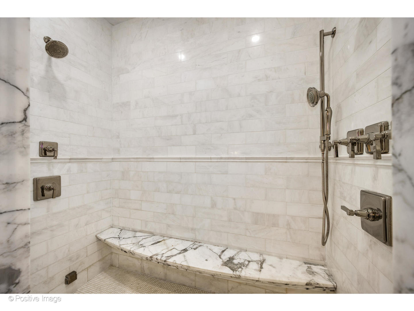 1720 North Mohawk Street Chicago, IL 60614 - Photo 24 of 48 a bathroom with a shower