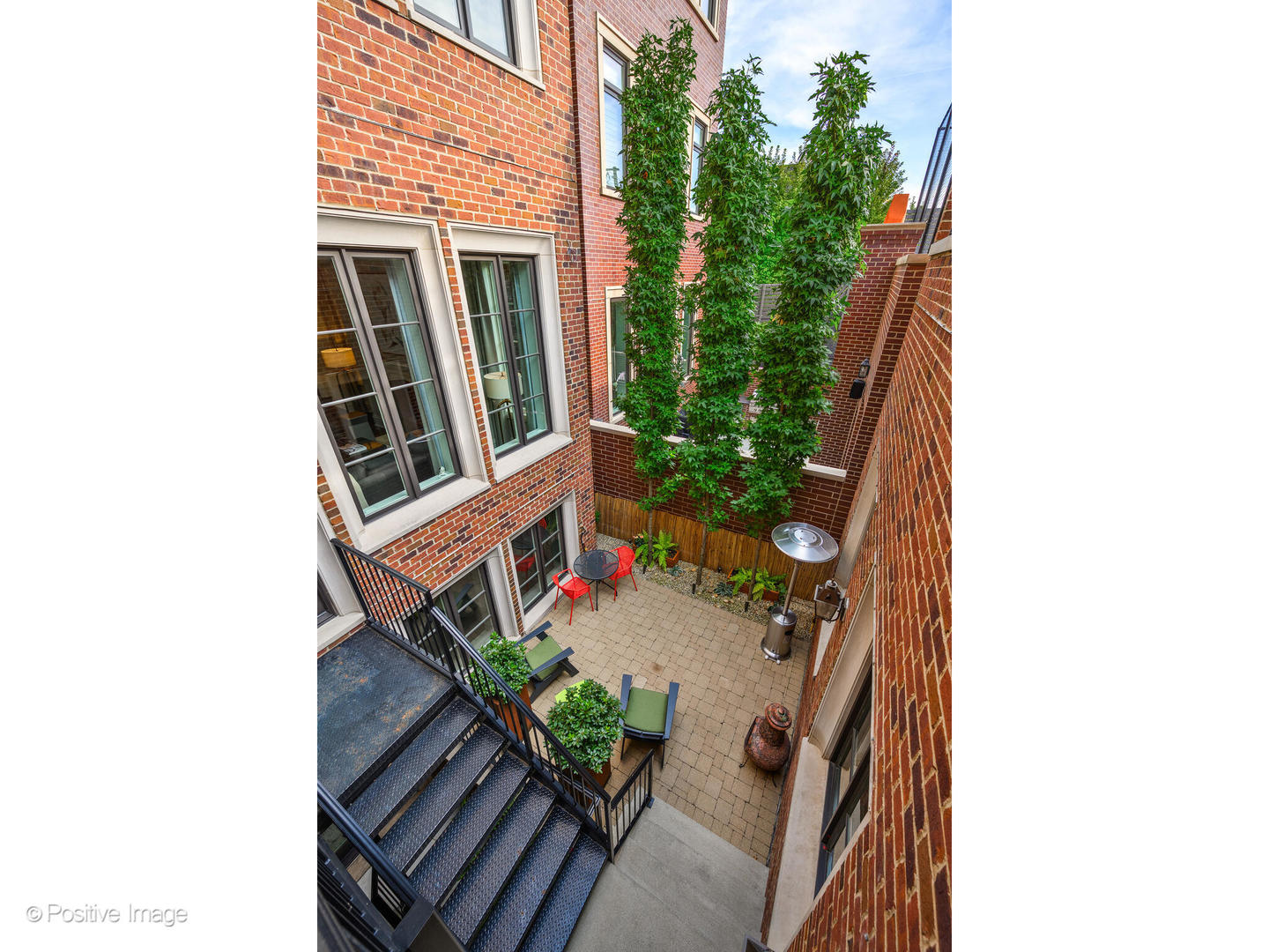 1720 North Mohawk Street Chicago, IL 60614 - Photo 47 of 48 a view of a balcony with chairs