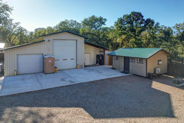 $849,000 | 19650 Russell Lane, Cottonwood, CA 96022