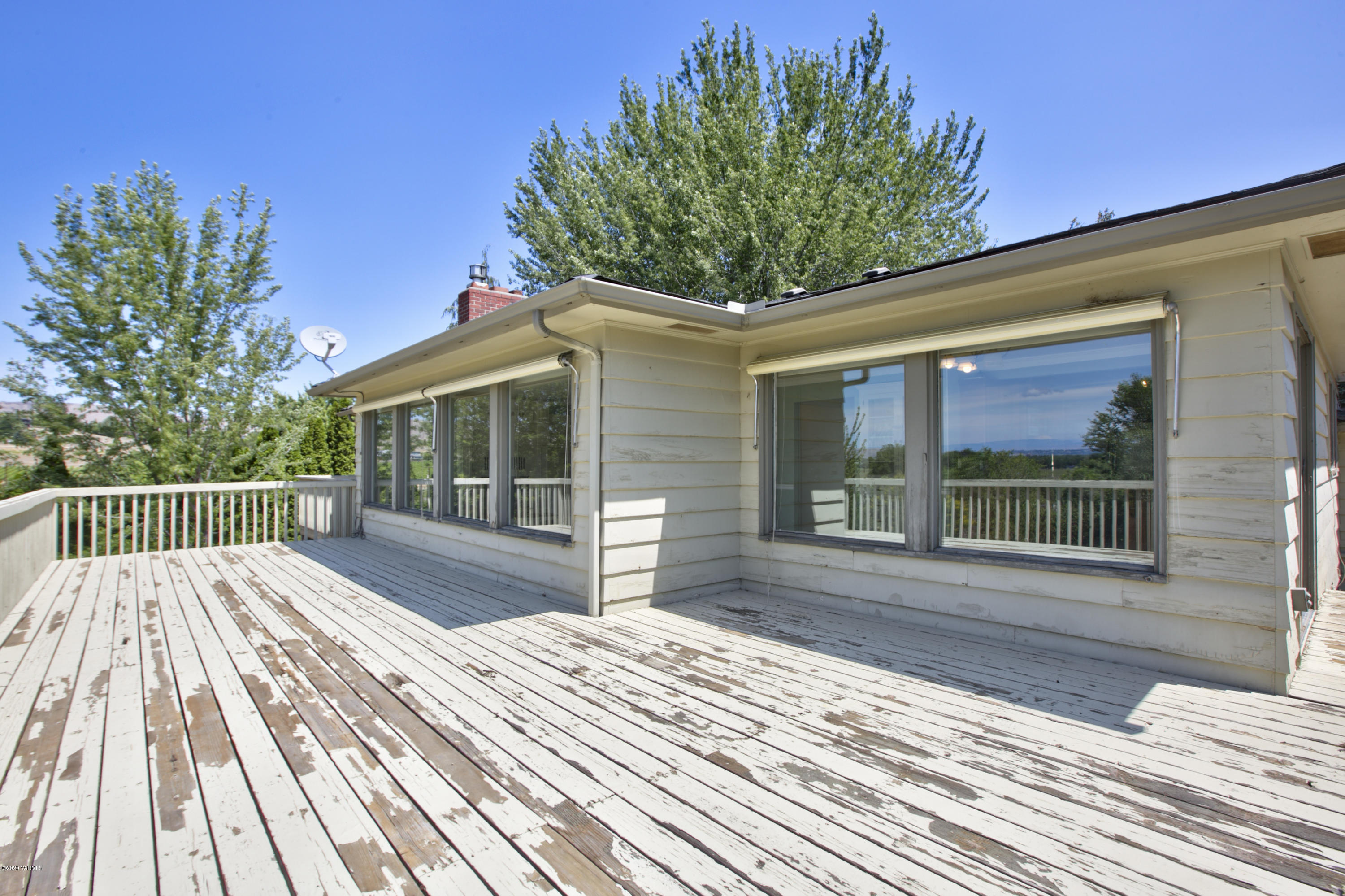 5220 Norman Road Yakima, WA 98901 - Photo 4 of 27 200702_Aleman_Norman Rd_TerraceHts_04