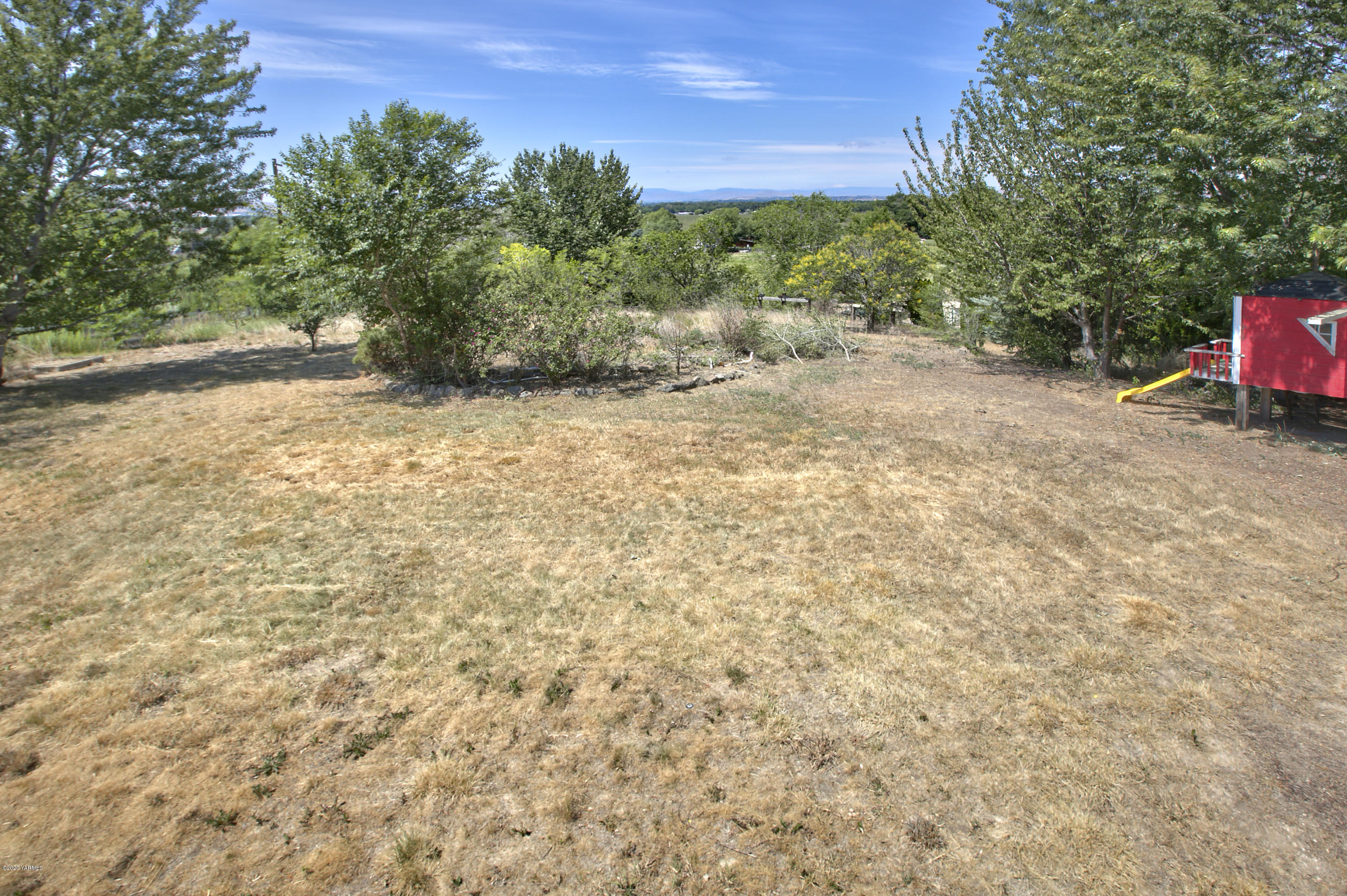 5220 Norman Road Yakima, WA 98901 - Photo 6 of 27 200702_Aleman_Norman Rd_TerraceHts_06