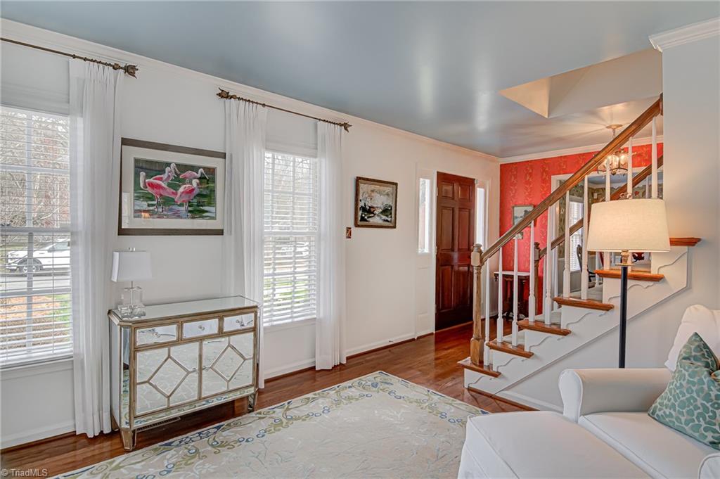 4212 Thorn Ridge Road Winston-Salem, NC 27106 - Photo 6 of 48 Living Room