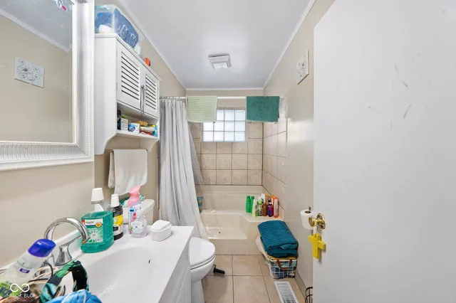 $155,000 | 2120 Washington Avenue, Terre Haute, IN 47803