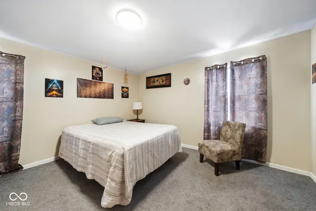 $155,000 | 2120 Washington Avenue, Terre Haute, IN 47803