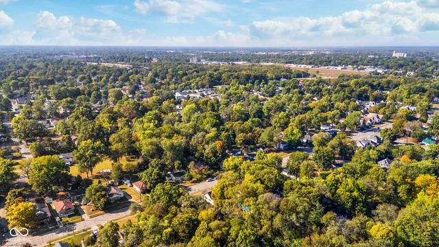 $155,000 | 2120 Washington Avenue, Terre Haute, IN 47803