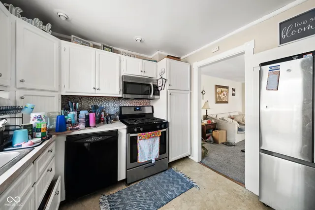 $155,000 | 2120 Washington Avenue, Terre Haute, IN 47803