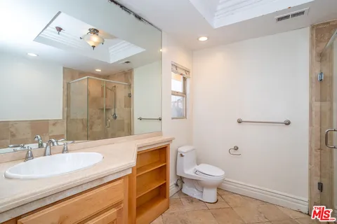 $1,099,999 | 10364 Almayo Avenue, Unit 103, Los Angeles, CA 90064