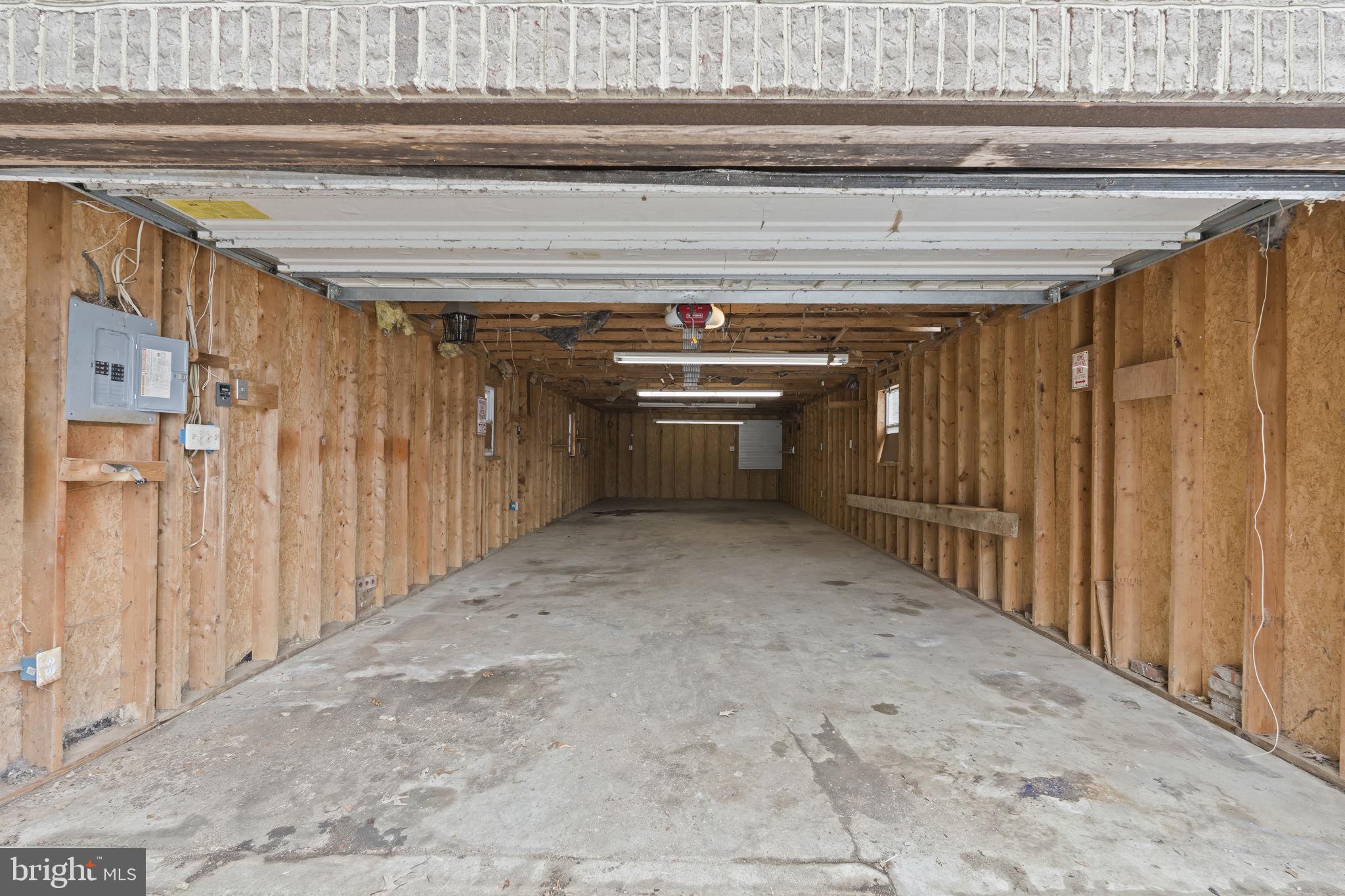 7811 Heflin Drive Clinton, MD 20735 - Photo 55 of 55 a view of a hallway with entryway