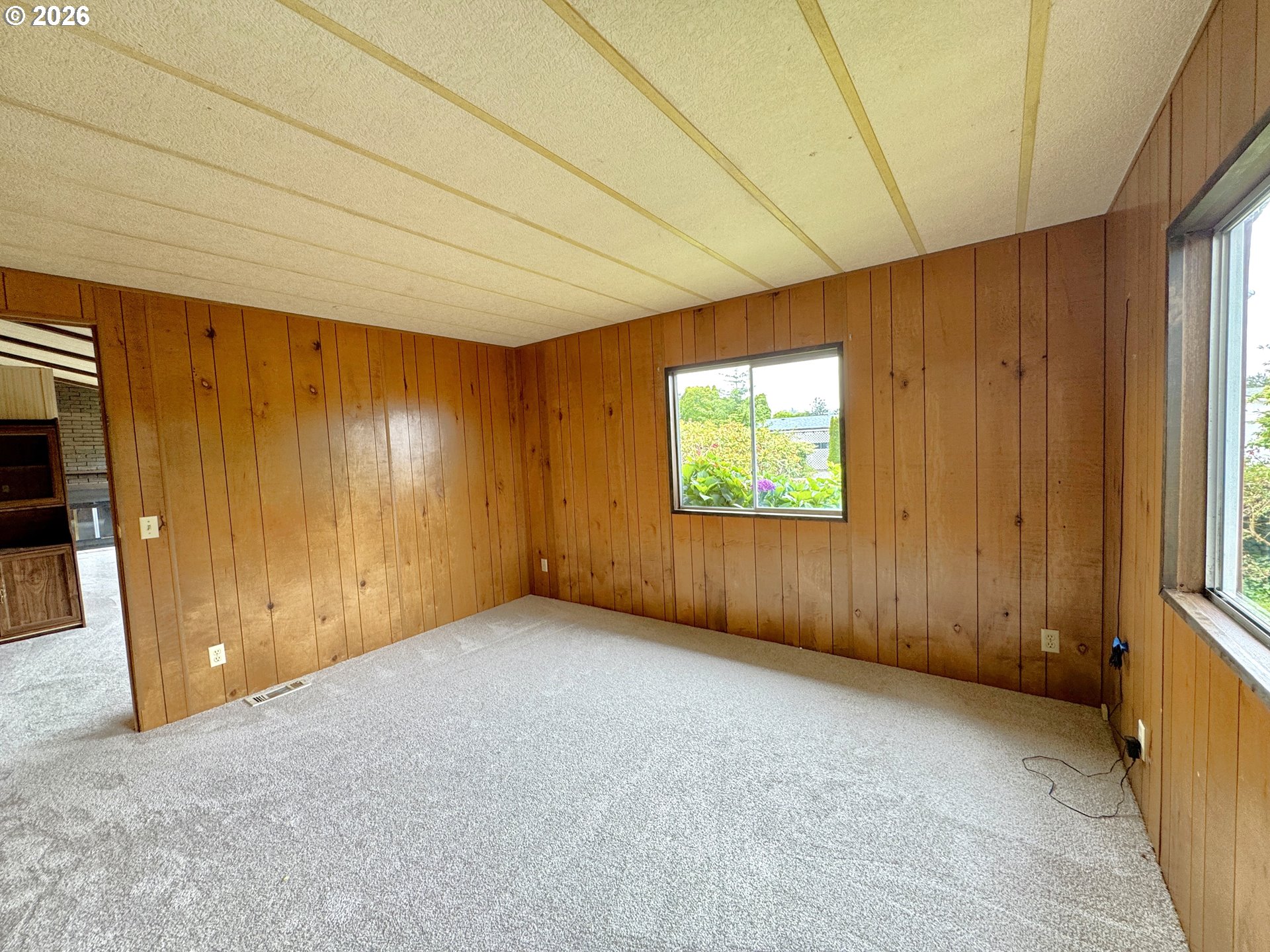 1029 Fifield Street Brookings, OR 97415 - Photo 24 of 44 Primary Bedroom