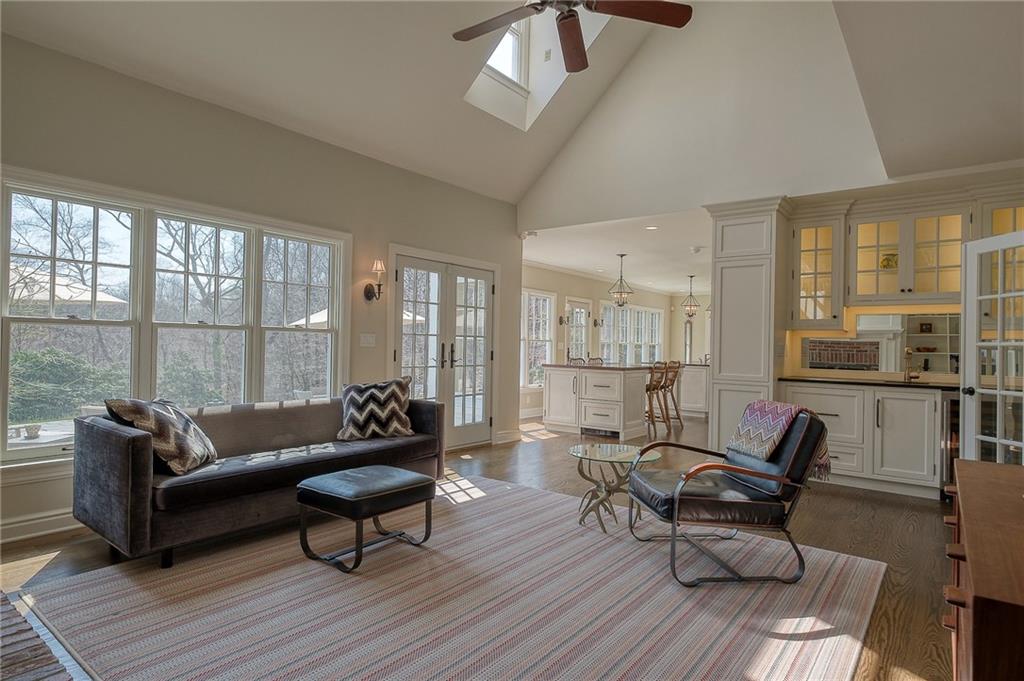 131 Old Mill Road Pittsburgh, PA 15238 - Photo 10 of 20 Gallery Image 10