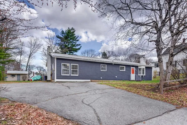 $315,000 | 24 Summit Street, Auburn, ME 04210