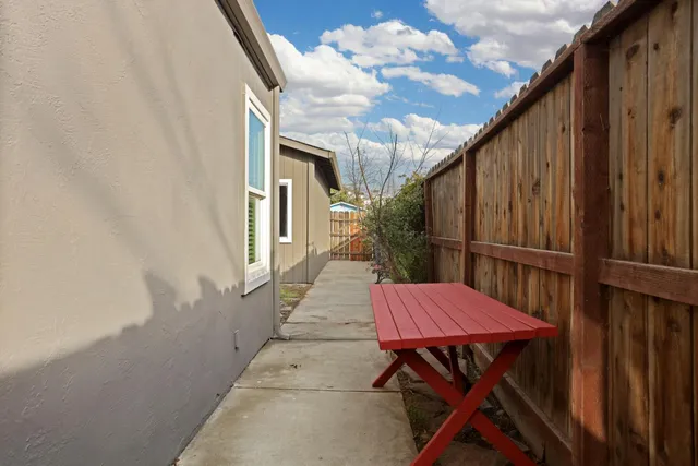 $379,950 | 740 Sequoia Boulevard, Tracy, CA 95376