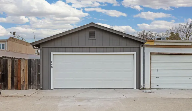 $379,950 | 740 Sequoia Boulevard, Tracy, CA 95376