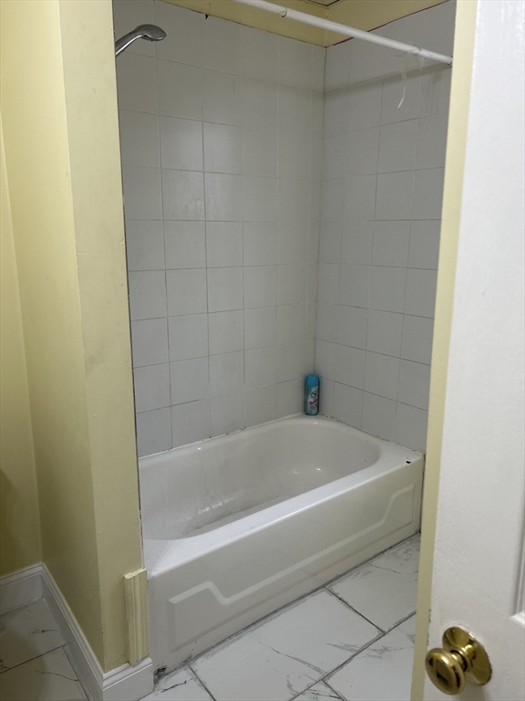 119 Wade Street, Unit 3B Fall River, MA 02721 - Photo 4 of 7