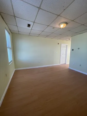 $1,080 | 119 Wade Street, Unit 3B, Fall River, MA 02721
