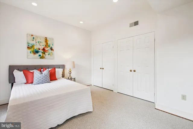 $1,995,000 | 4016 Linnean Avenue Northwest, Washington, DC 20008