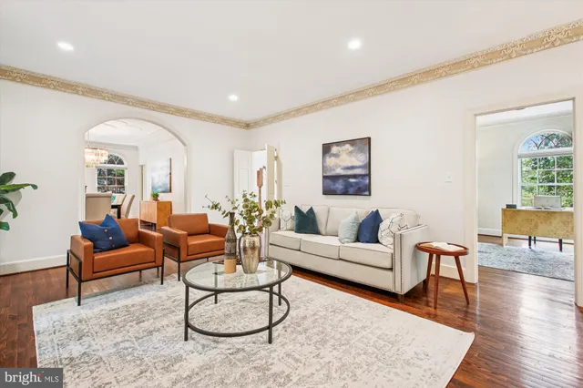 $1,995,000 | 4016 Linnean Avenue Northwest, Washington, DC 20008