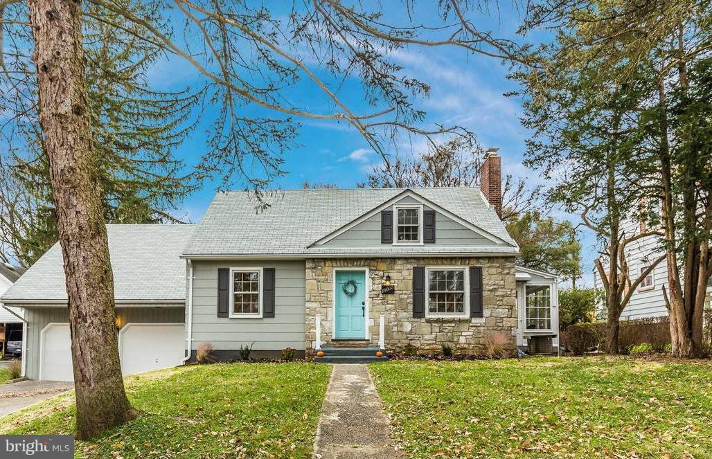 18805 Preston Road Hagerstown, MD 21742 - Photo 2 of 40 Charming Cape Cod!