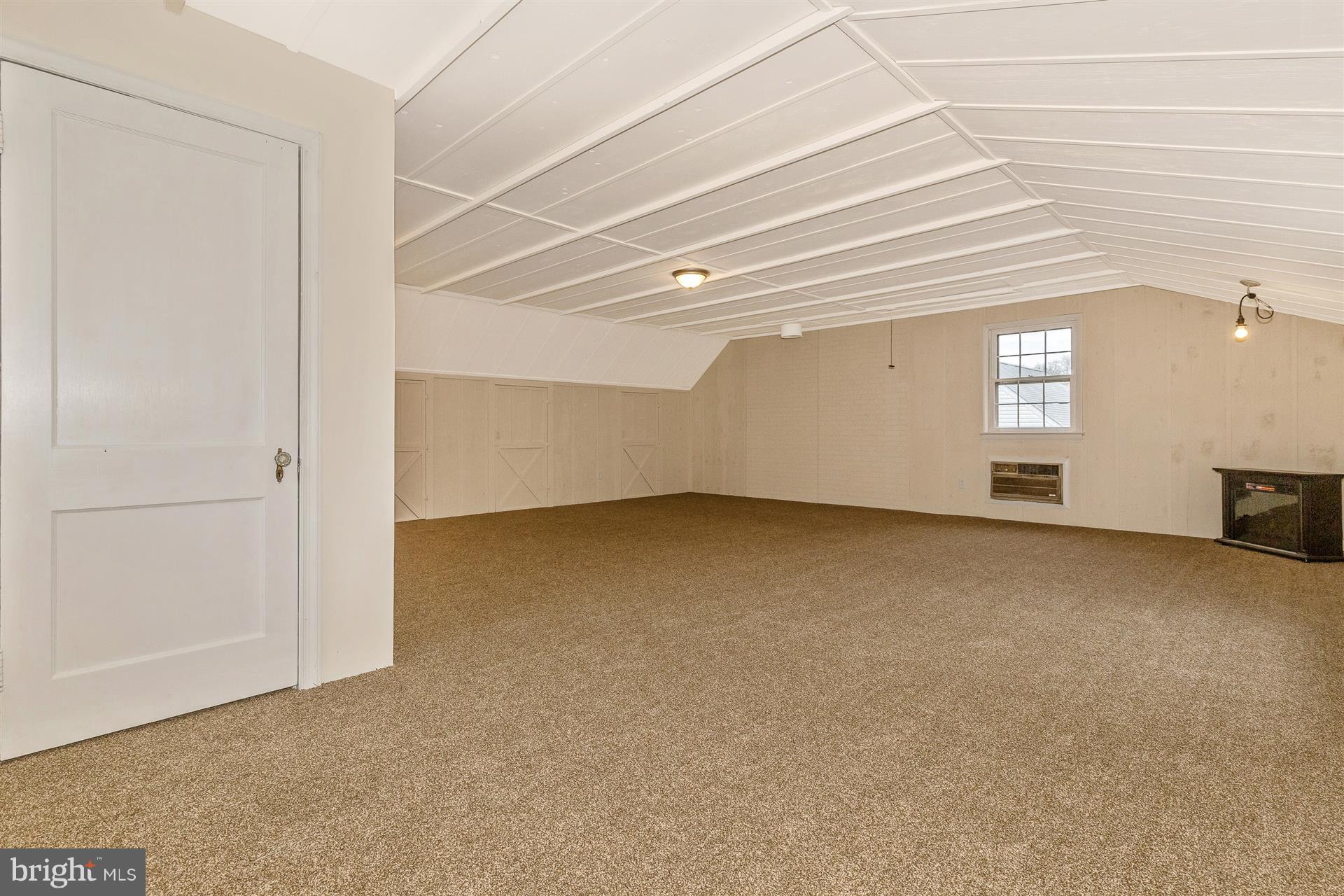 18805 Preston Road Hagerstown, MD 21742 - Photo 29 of 40 LARGE Bonus Room Over Garage