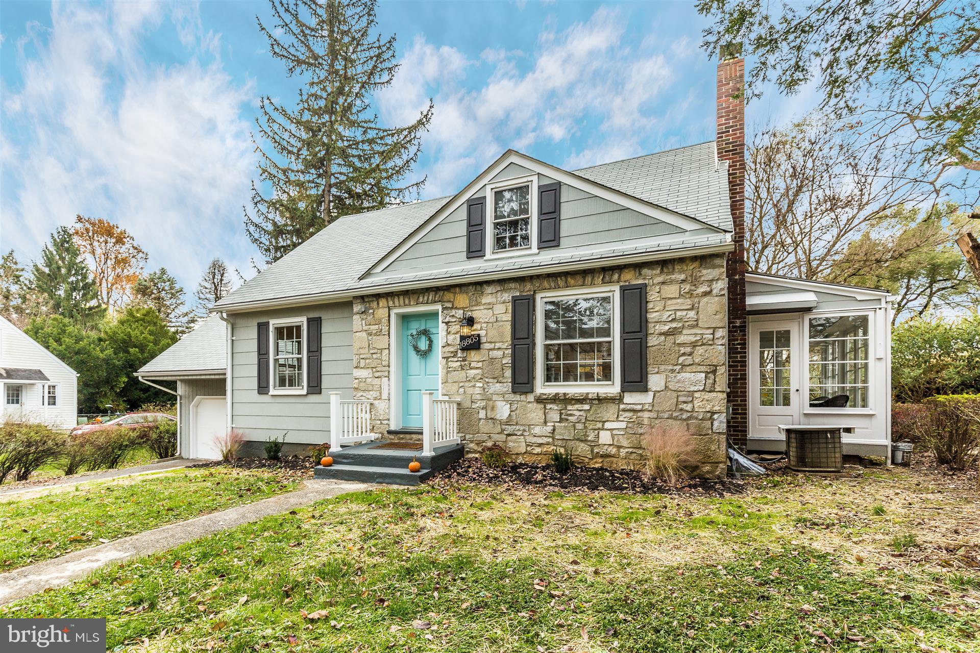 18805 Preston Road Hagerstown, MD 21742 - Photo 4 of 40 Classic Stone Front
