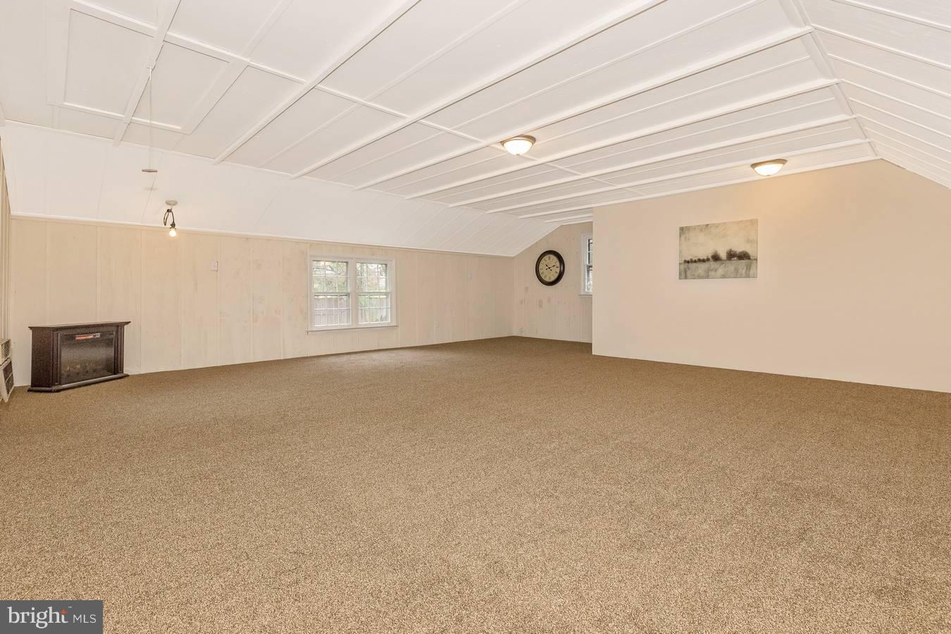 18805 Preston Road Hagerstown, MD 21742 - Photo 30 of 40 LARGE Bonus Room Over Garage