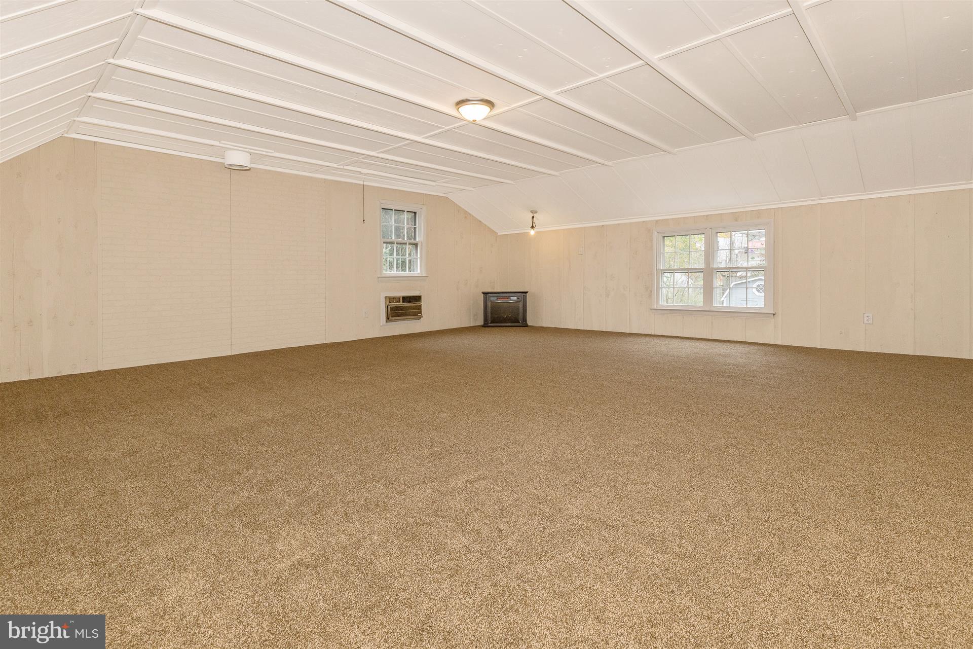 18805 Preston Road Hagerstown, MD 21742 - Photo 31 of 40 LARGE Bonus Room Over Garage
