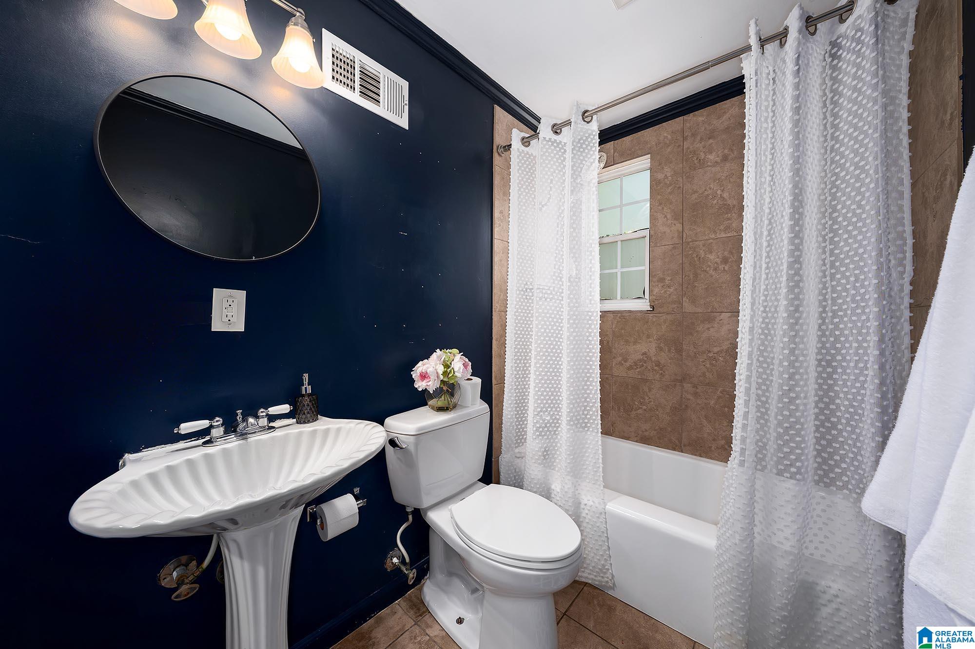612 Strathmore Road Birmingham, AL 35213 - Photo 31 of 34