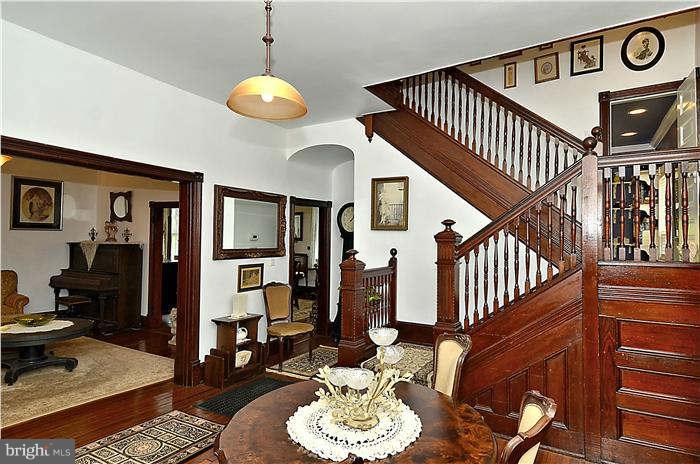 14701 Clopper Road Boyds, MD 20841 - Photo 15 of 21 Living Room