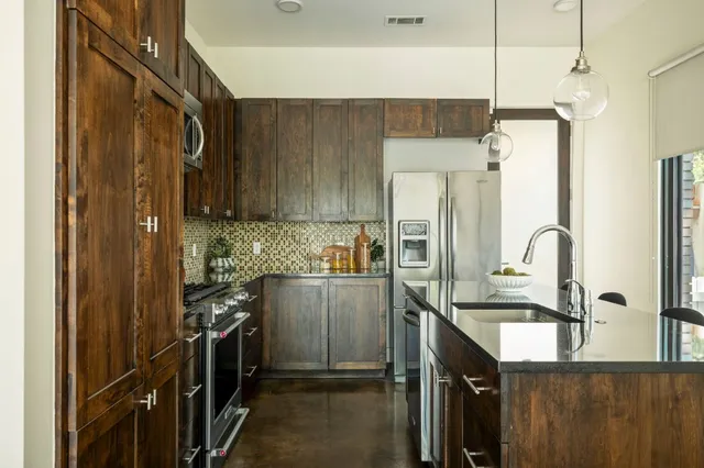 $1,050,000 | 2017 Kinney Avenue, Unit B, Austin, TX 78704