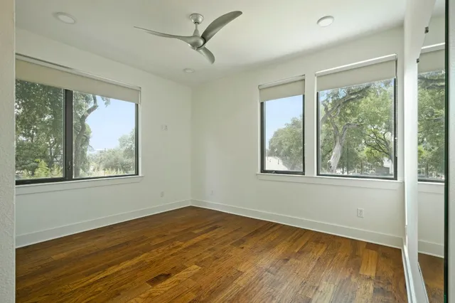 $1,050,000 | 2017 Kinney Avenue, Unit B, Austin, TX 78704